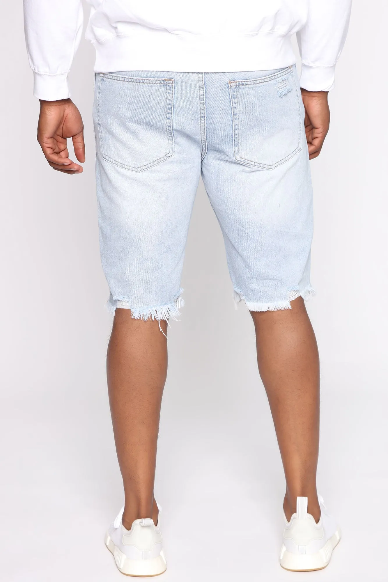 All Tied Up Distressed Short - Light Wash