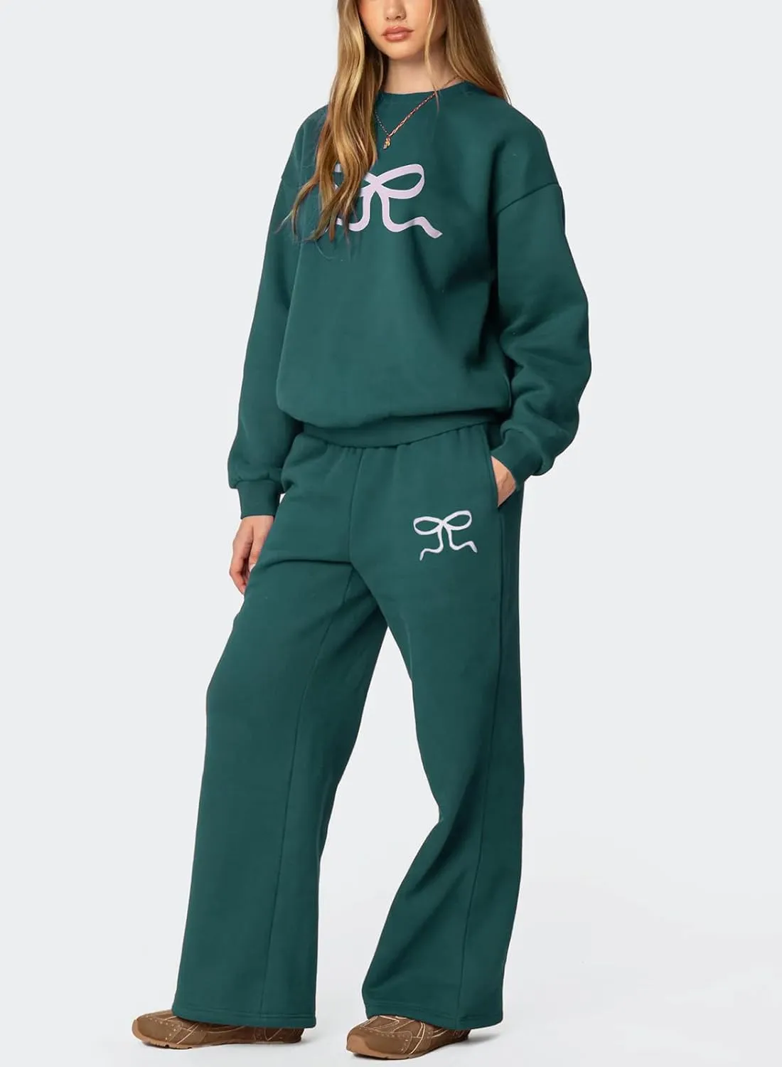 Amiblvowa 2 Piece Lounge Sets for Women Bow Sweatsuits Teens Girl Bow Print Oversize Sweatshirt Hoodie Matching Pants Outfit