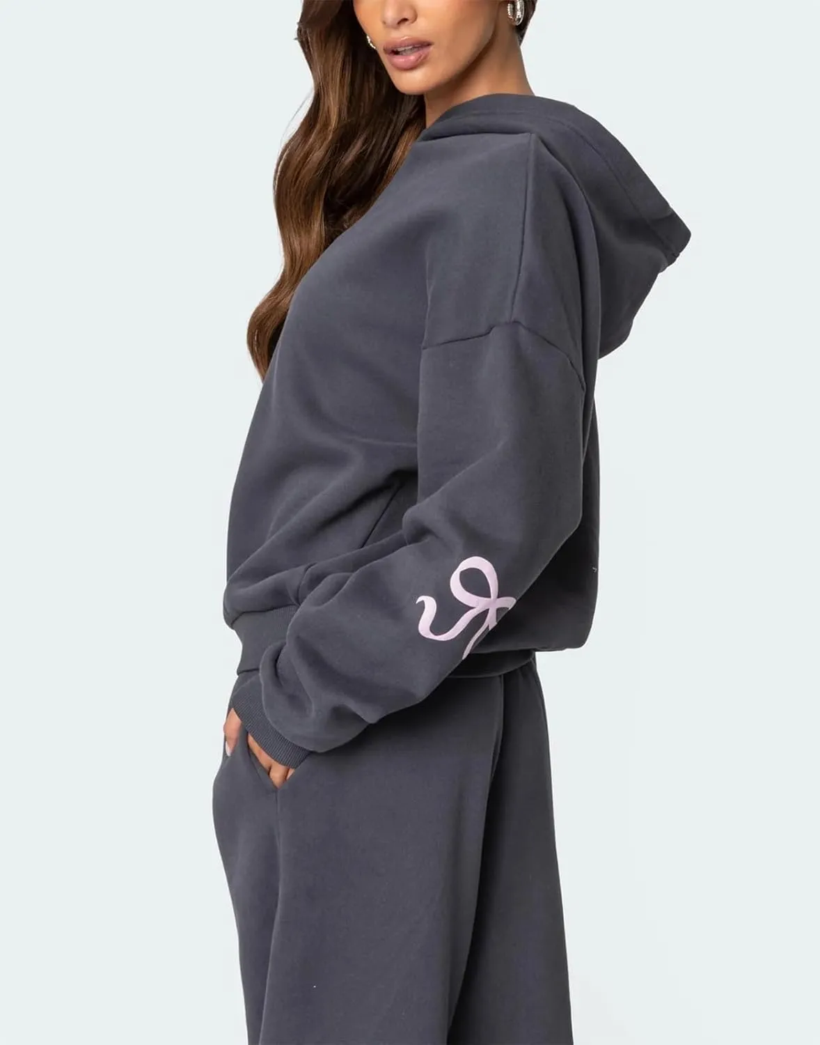 Amiblvowa 2 Piece Lounge Sets for Women Bow Sweatsuits Teens Girl Bow Print Oversize Sweatshirt Hoodie Matching Pants Outfit