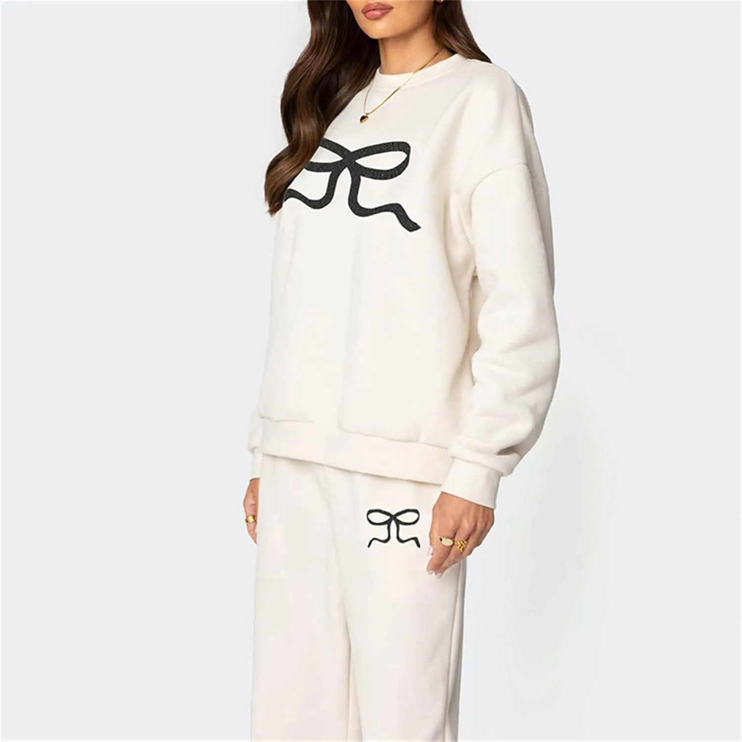 Amiblvowa 2 Piece Lounge Sets for Women Bow Sweatsuits Teens Girl Bow Print Oversize Sweatshirt Hoodie Matching Pants Outfit