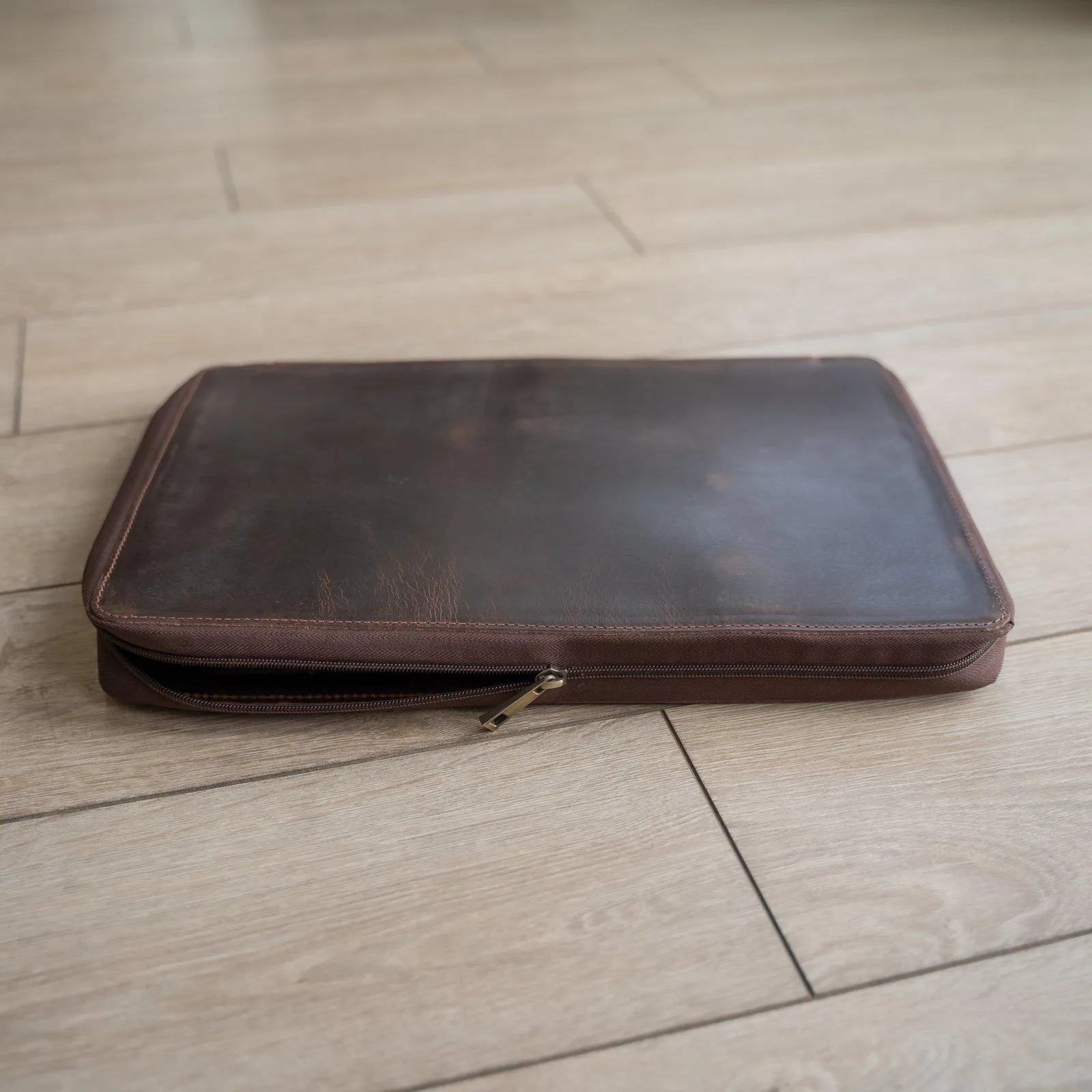 Buffalo Leather MacBook Portfolio