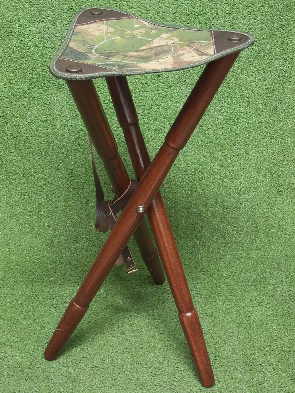Foldable Tripod Camping Stool with Cordura Seat