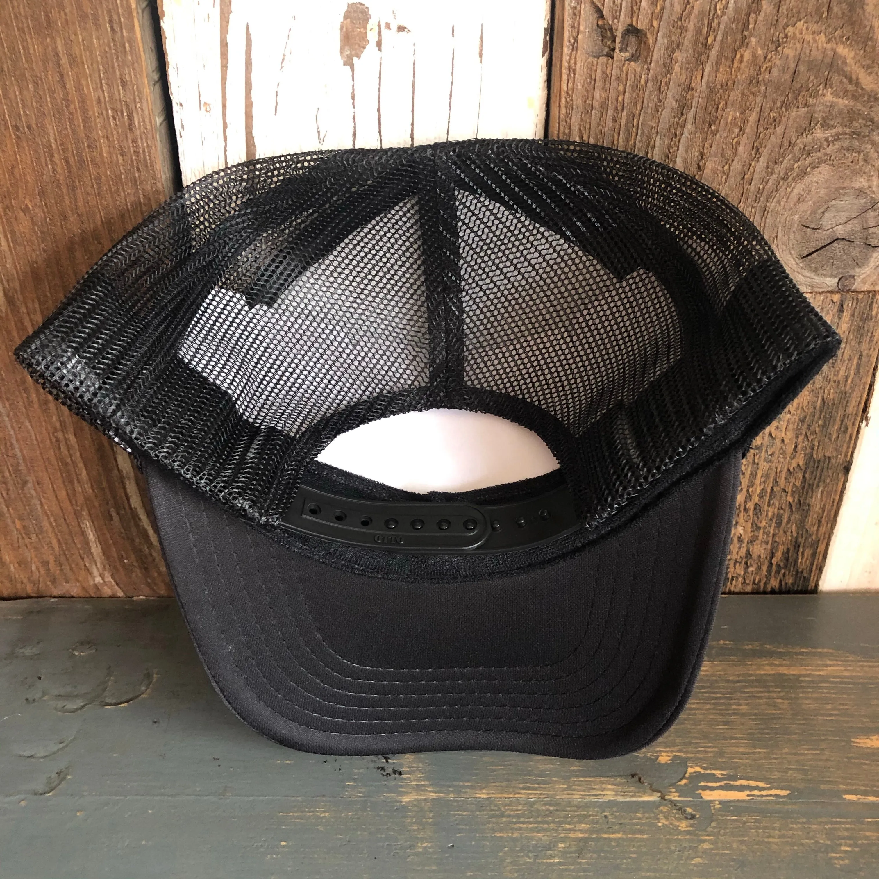 Hermosa Beach GOLF CARTS & YOGA PANTS High Crown Trucker Hat - Black (Curved Brim)