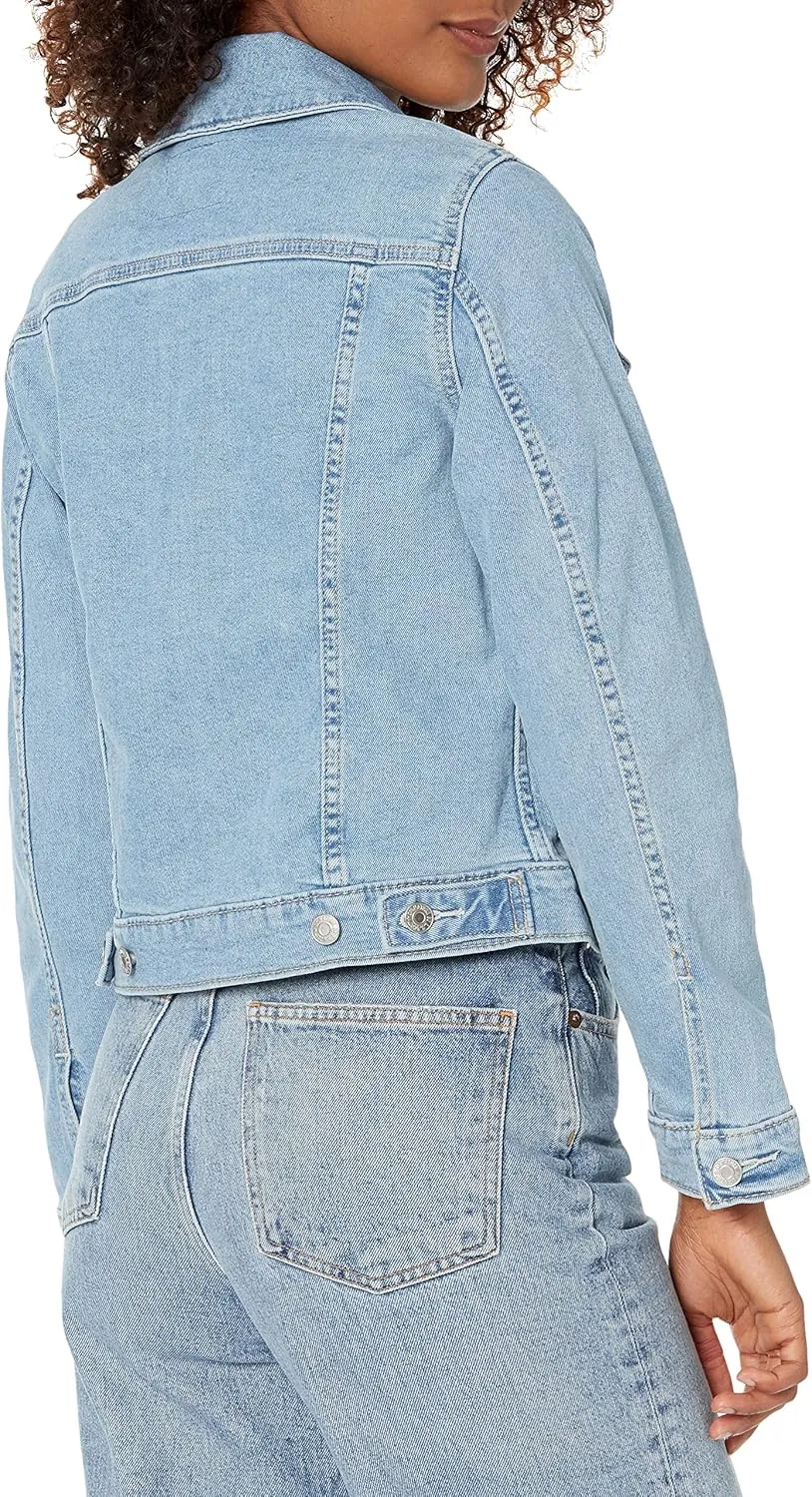 Levi Strauss Signature Gold Women's Original Trucker Jacket (Standard and Plus)