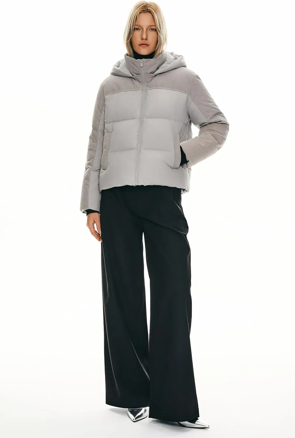 Orolay Women's Cropped Puffer Jacket Winter Hooded Zip Quilted Down Coat Warm Corduroy Fashion Outerwear with Pockets