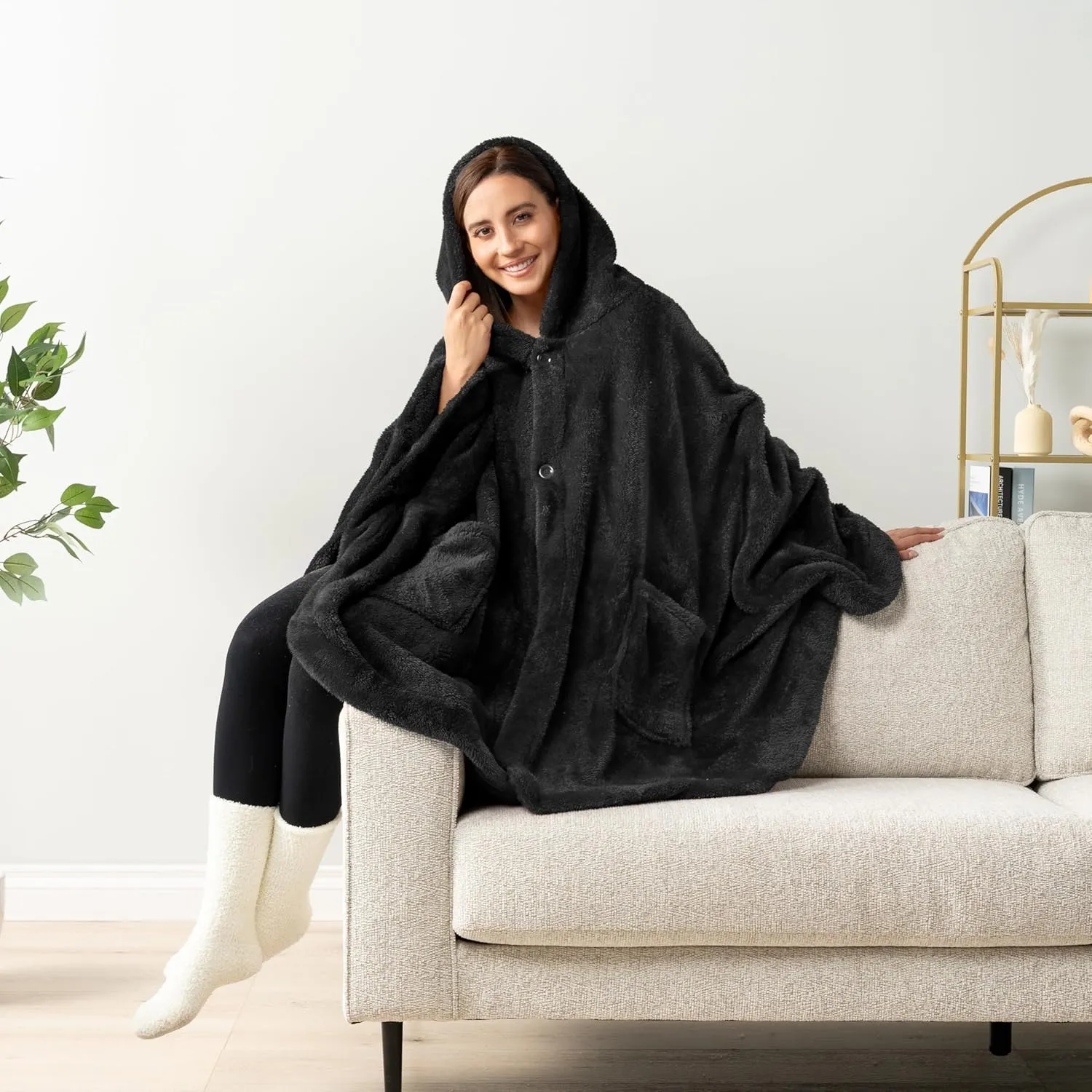 PAVILIA Angel Wrap Hooded Blanket Poncho, Wearable Blanket Throw Wrap Poncho for Women Adult, Cozy Fluffy Sherpa Fleece Shawl Cape with Hood pockets, Warm Gift for Mom Wife, Black