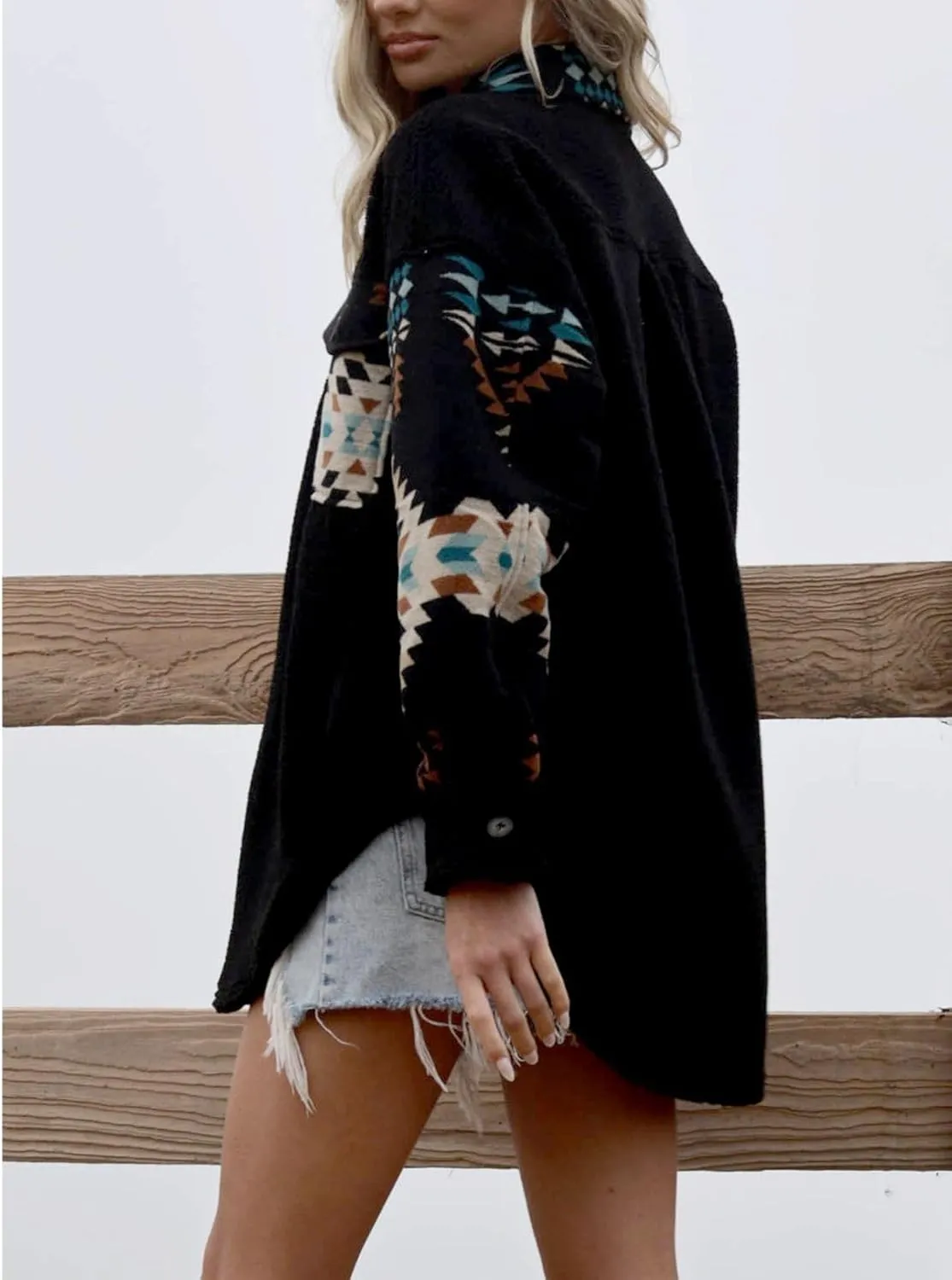 Women's Casual Fleece Jacket Tribal Aztec Shirt Jacket Long Sleeve Button Down Jacket Loose Shacket Outwear