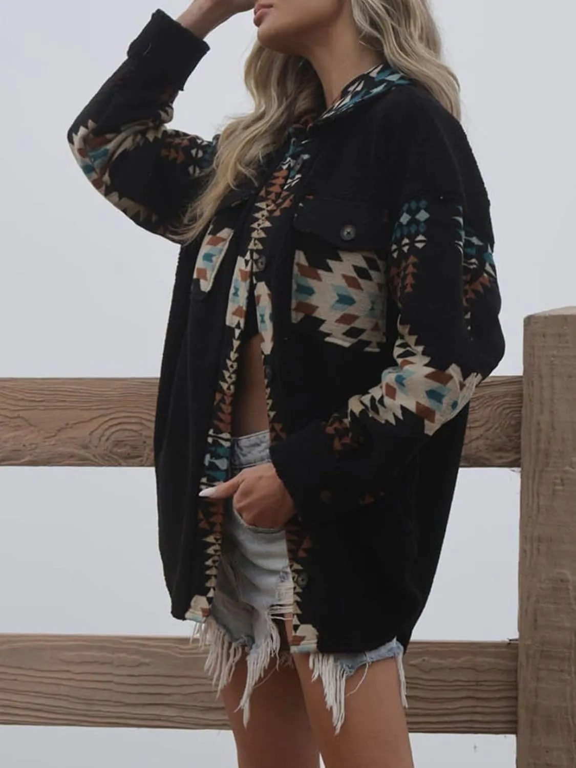 Women's Casual Fleece Jacket Tribal Aztec Shirt Jacket Long Sleeve Button Down Jacket Loose Shacket Outwear